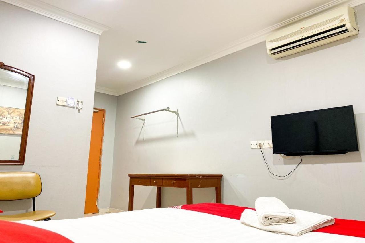 Oyo 424 Kk Inn Hotel Ampang  Bagian luar foto