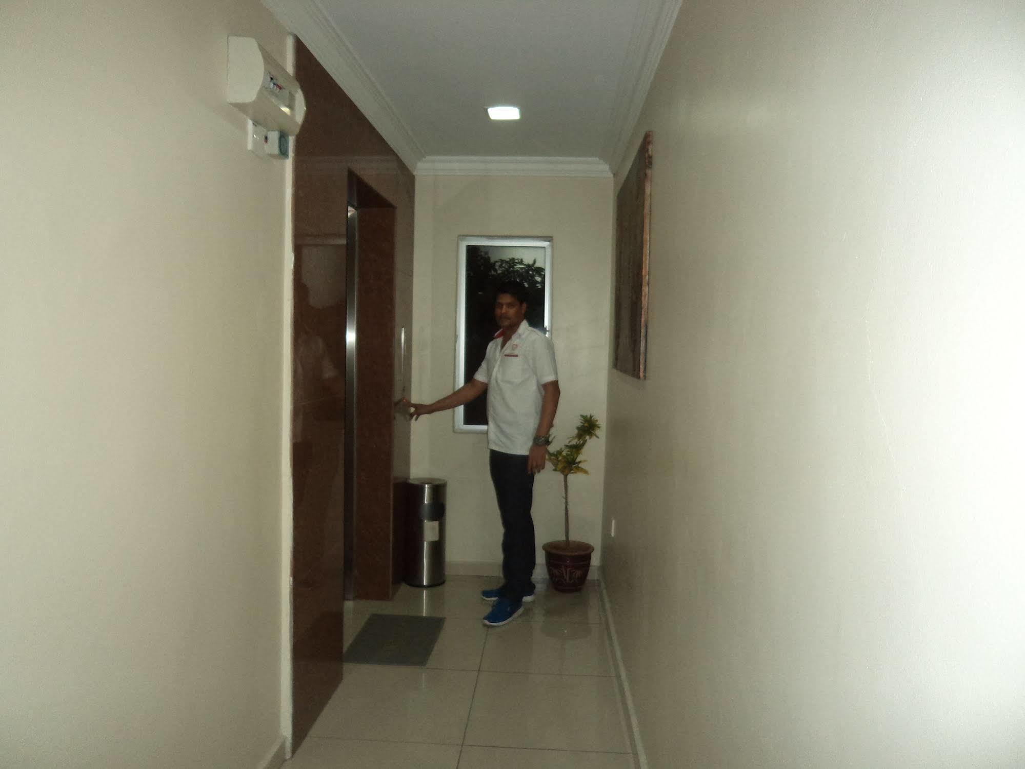 Oyo 424 Kk Inn Hotel Ampang  Bagian luar foto