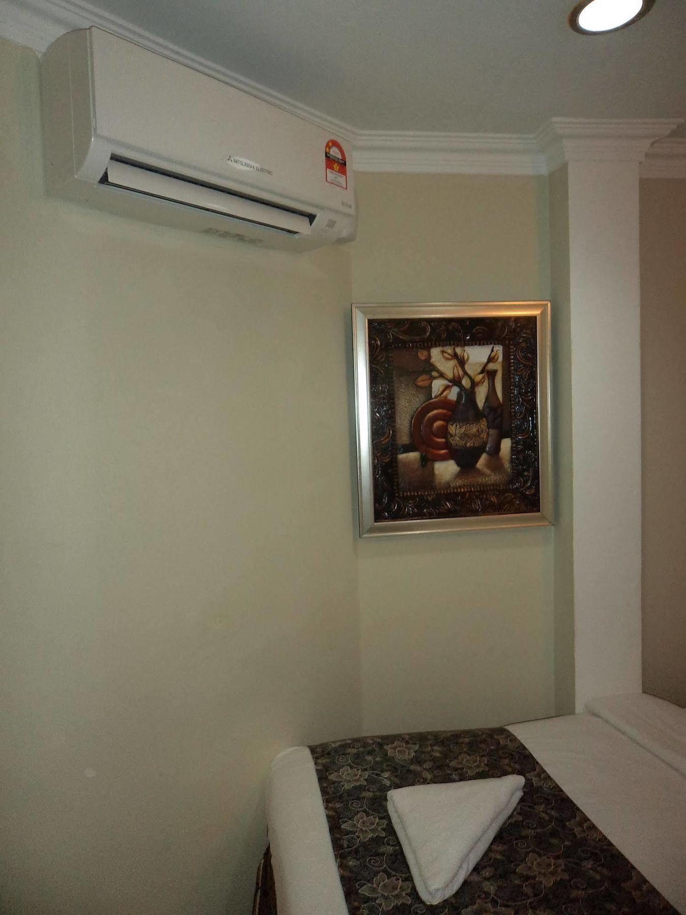Oyo 424 Kk Inn Hotel Ampang  Bagian luar foto