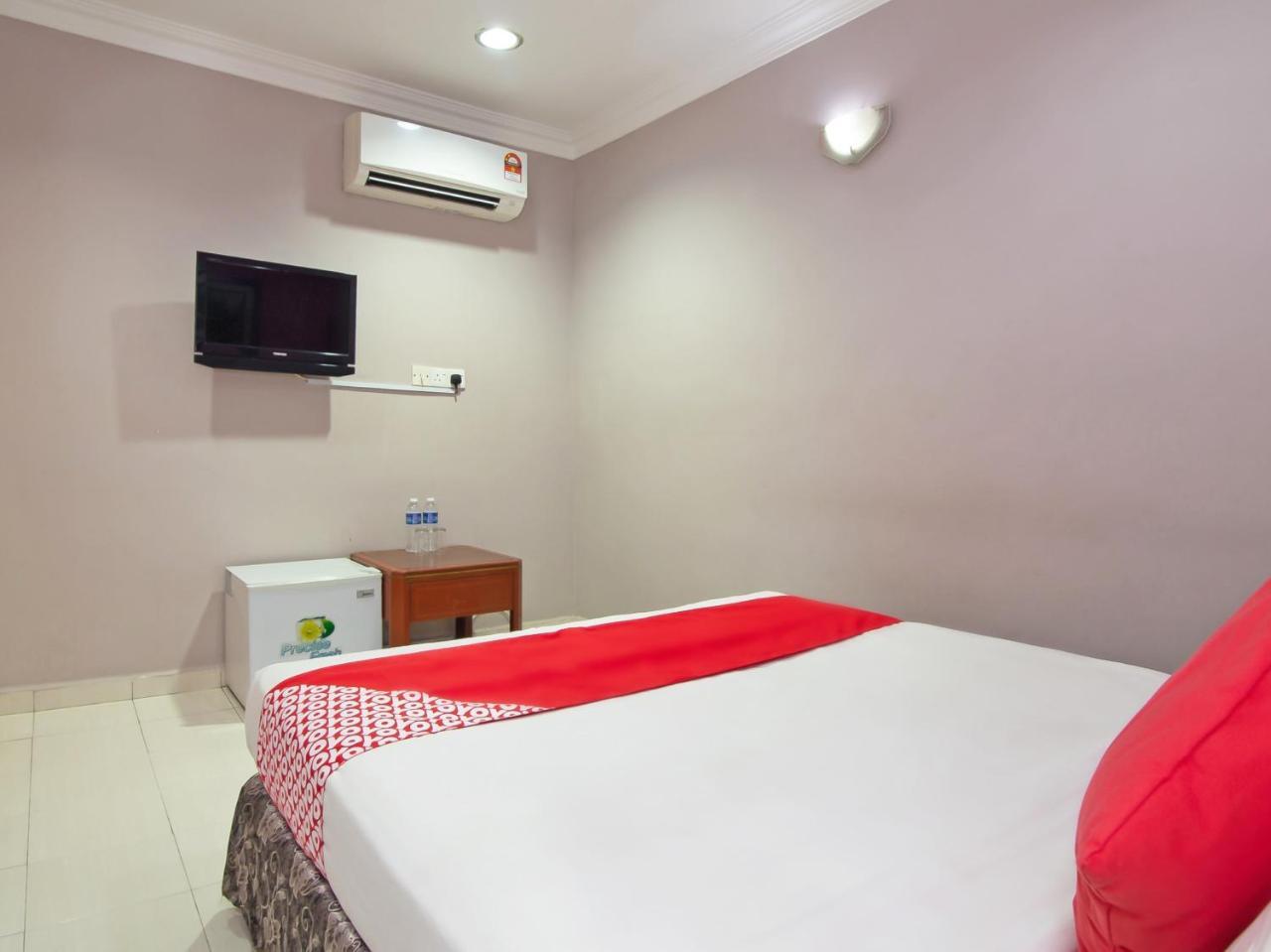 Oyo 424 Kk Inn Hotel Ampang  Bagian luar foto
