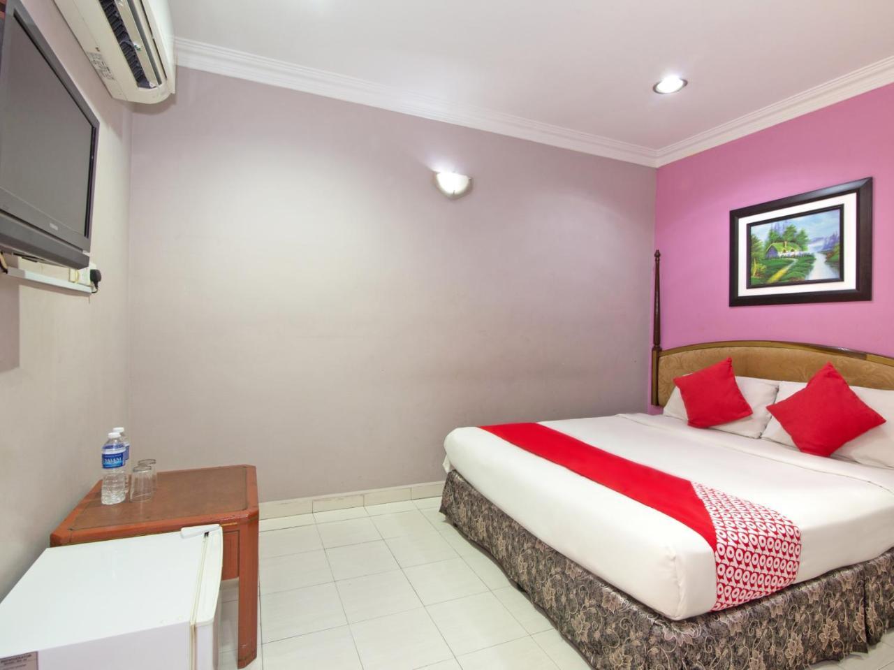 Oyo 424 Kk Inn Hotel Ampang  Bagian luar foto