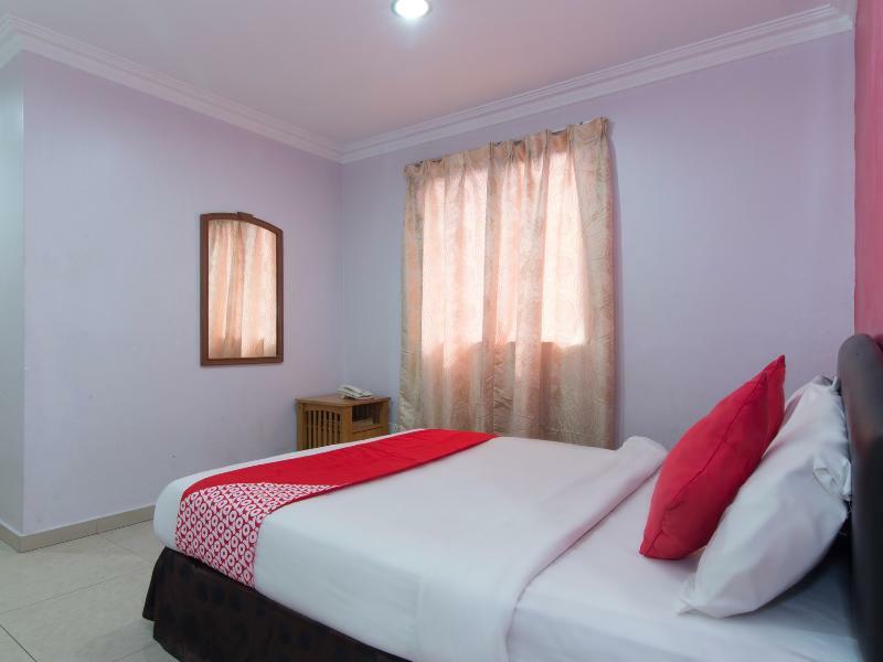 Oyo 424 Kk Inn Hotel Ampang  Bagian luar foto