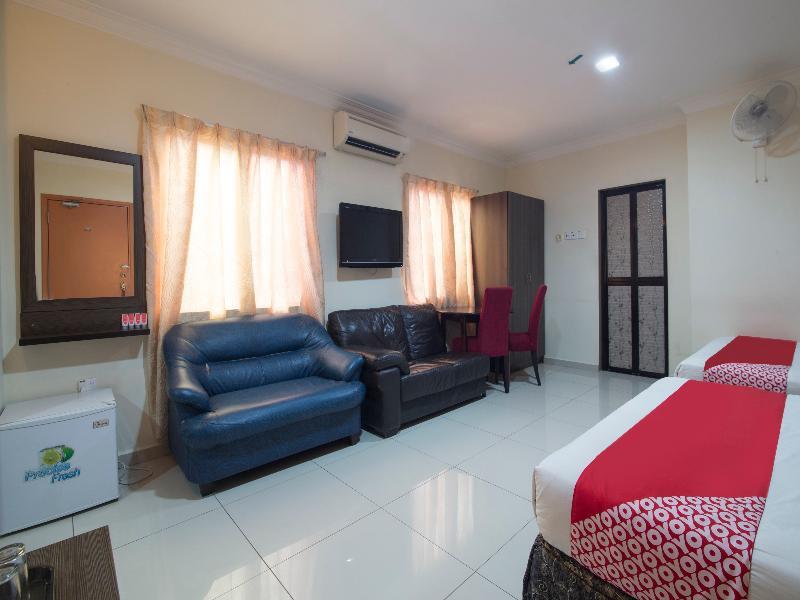 Oyo 424 Kk Inn Hotel Ampang  Bagian luar foto